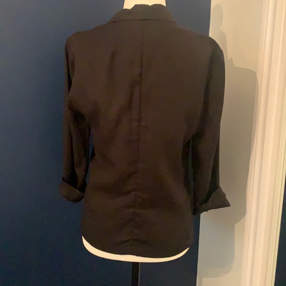 Black blazer - Picture 2 of 2